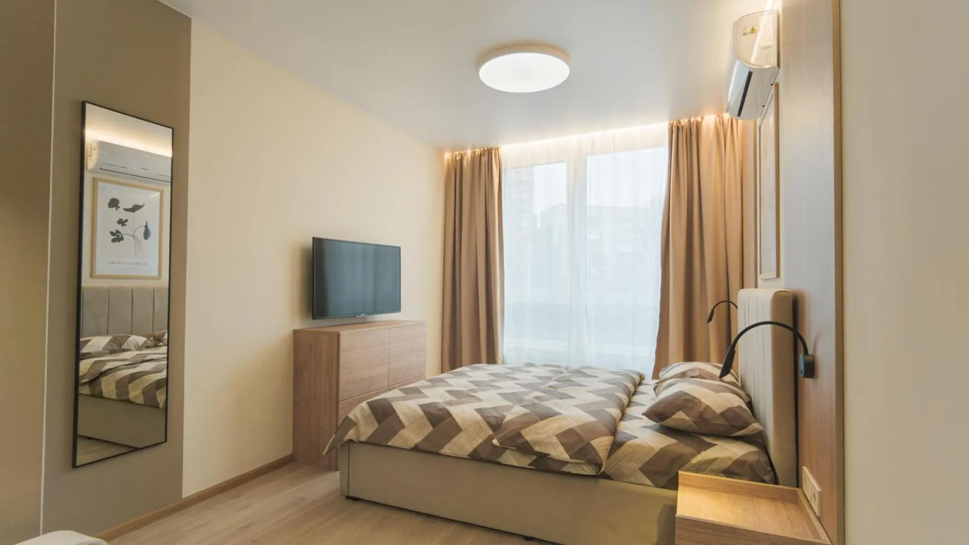 Хіт Апартаменти В Новобудові Kyiv Apartment