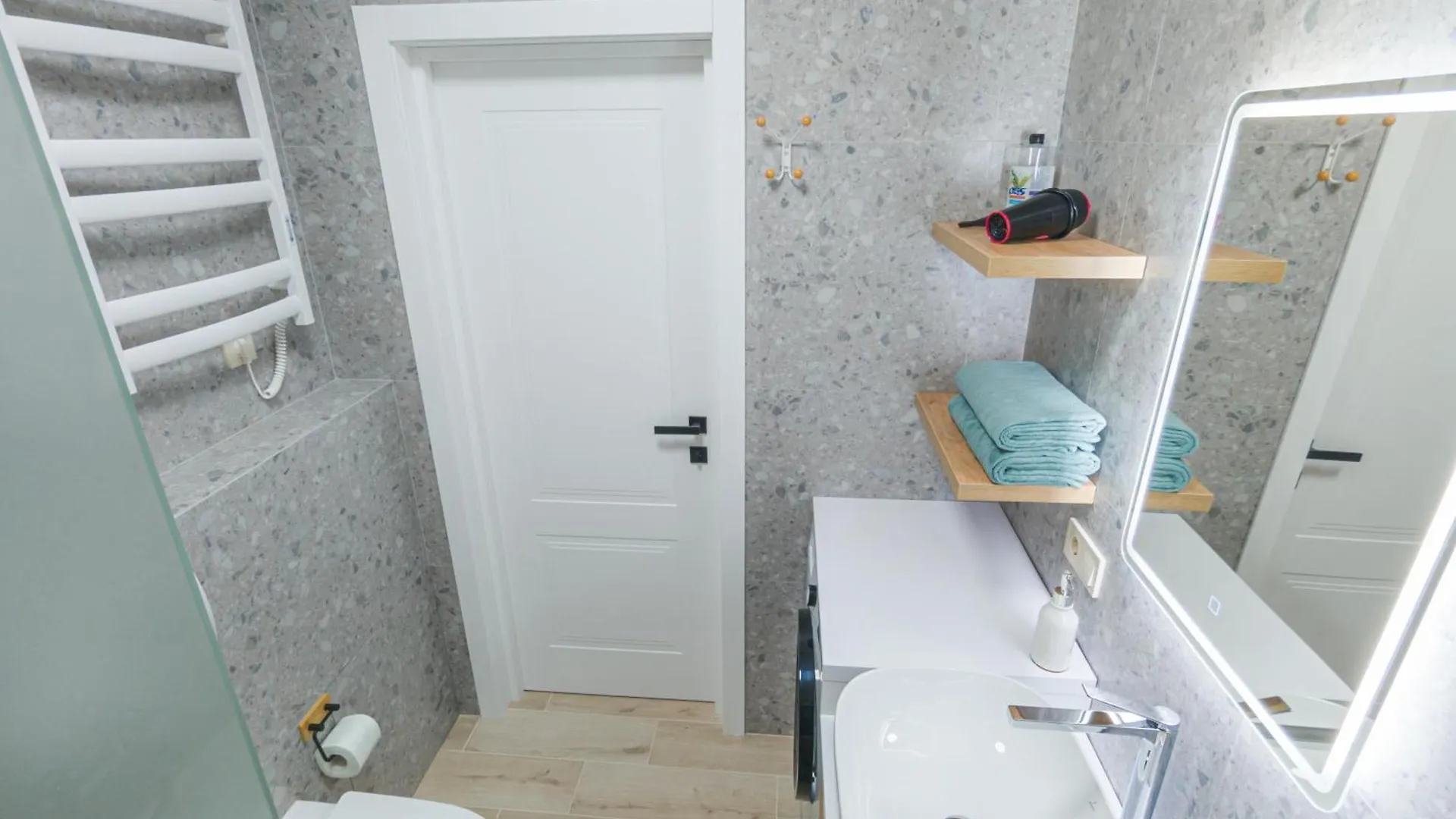 Хіт Апартаменти В Новобудові Kyiv Apartment
